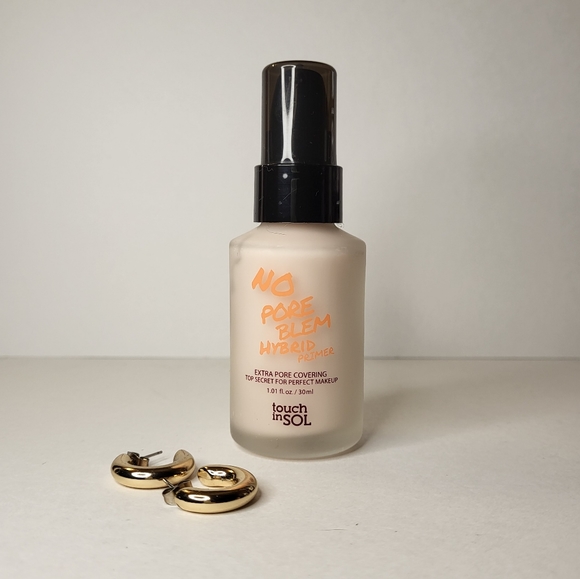 Touch in Sol No Poreblem Hybrid Primer - Picture 2 of 3